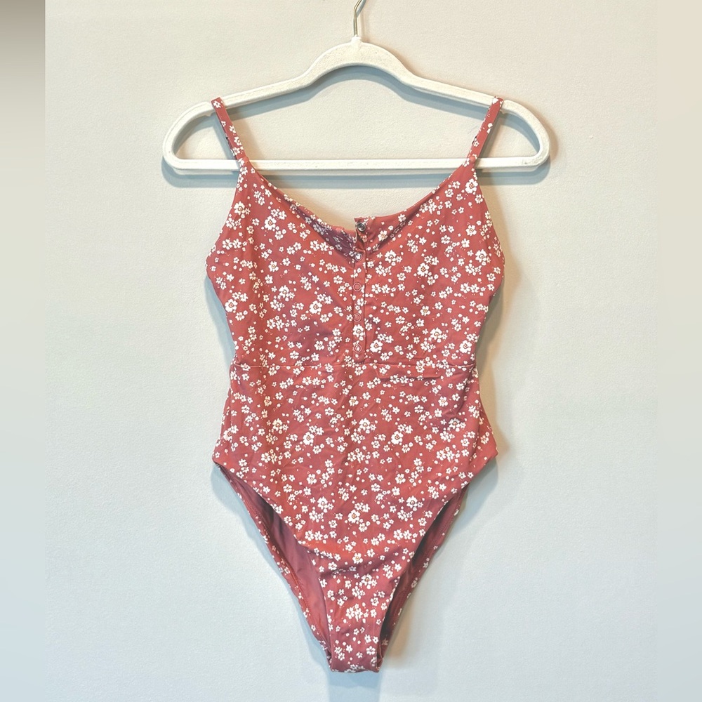 Andie The Snap Ditzy Floral Mauve One Piece Swimsuit - Medium